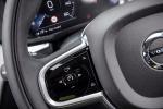 Volvo XC60 D4 Inscription 2017 года (UK)